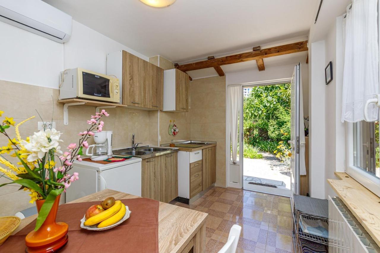 Apartments Vivijana Rabac Zewnętrze zdjęcie